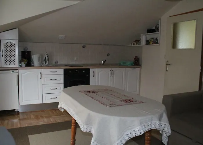 Paradise Corner 公寓